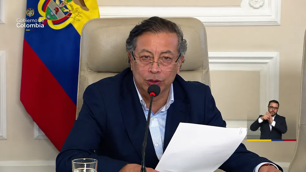 “Ofrezco mis excusas”: Gustavo Petro se retractó tras polémica por llamar “muñecas de la mafia” a periodistas colombianas